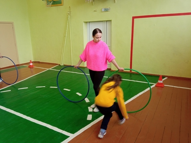 «Весёлые старты» «Весёлые старты»