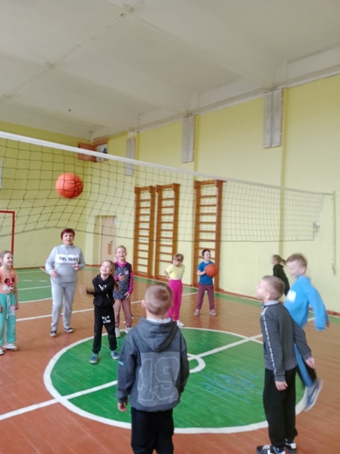 Спортландия «На старт! Внимание! Марш!» Спортландия «На старт! Внимание! Марш!»