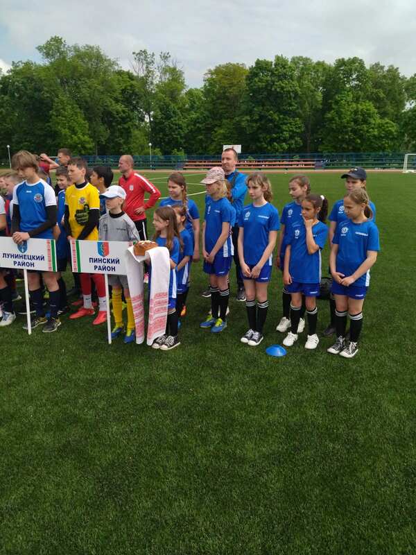 Участие в соревнованиях по футболу 