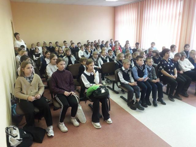 Профилактическая беседа с работником МЧС