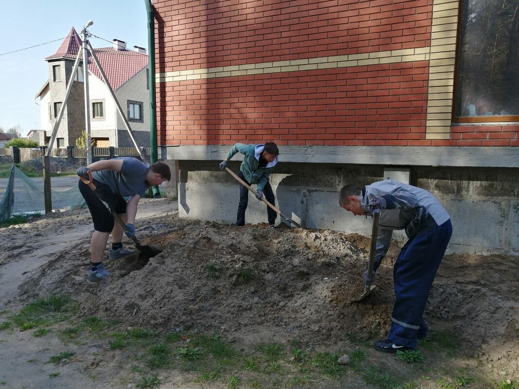 Волонтерская помощь