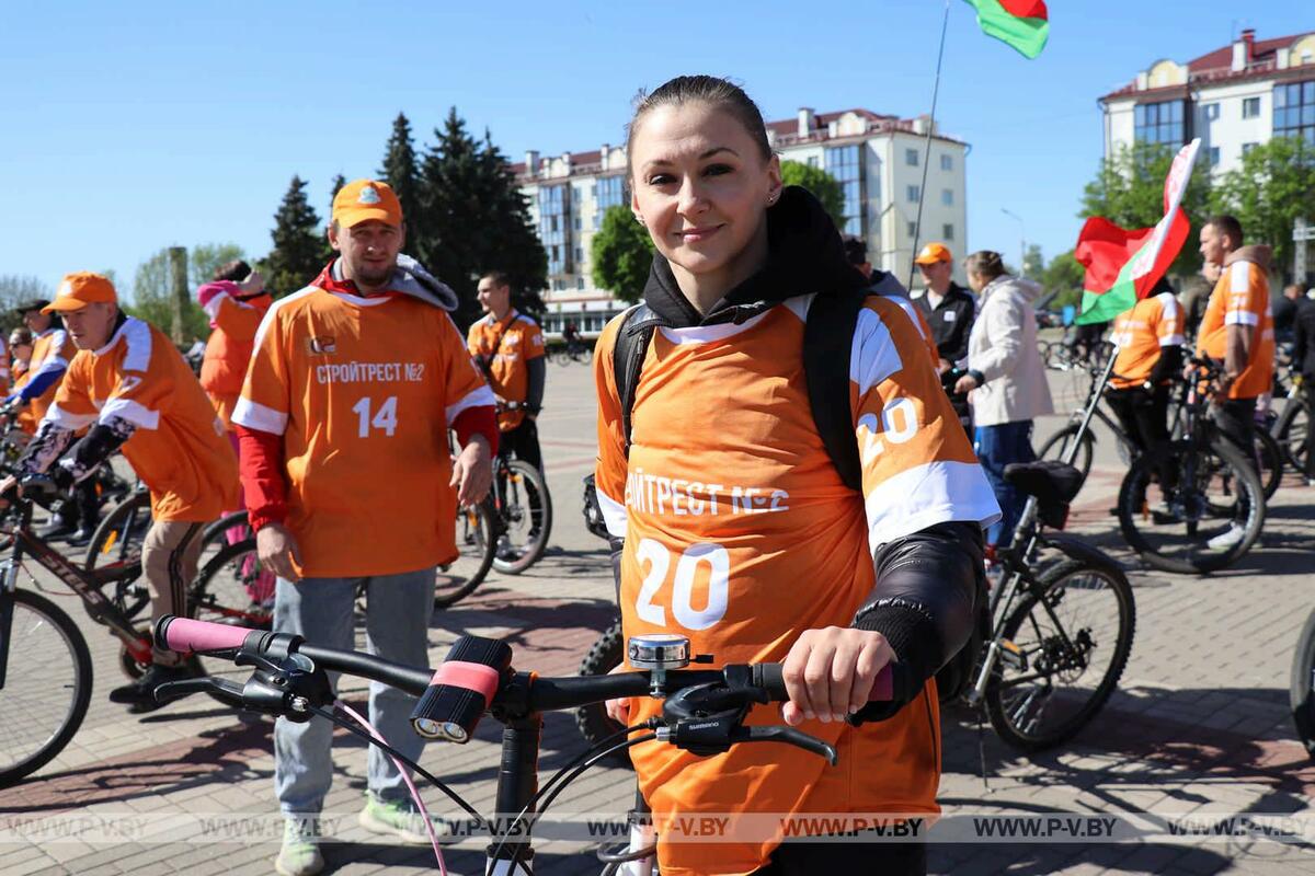 Велопробег в Пинске: «За мир и созидательный труд!» Велопробег в Пинске: «За мир и созидательный труд!»
