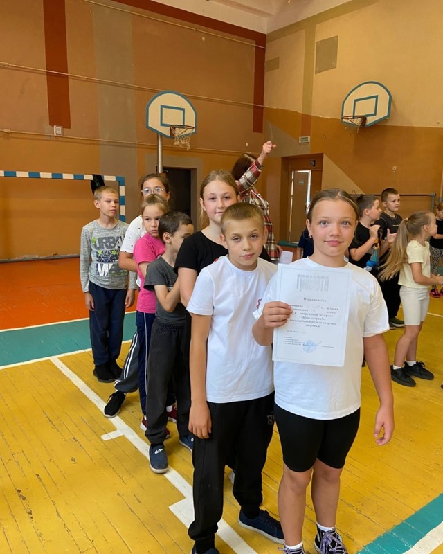 Спортивная эстафета «Будь здоров»